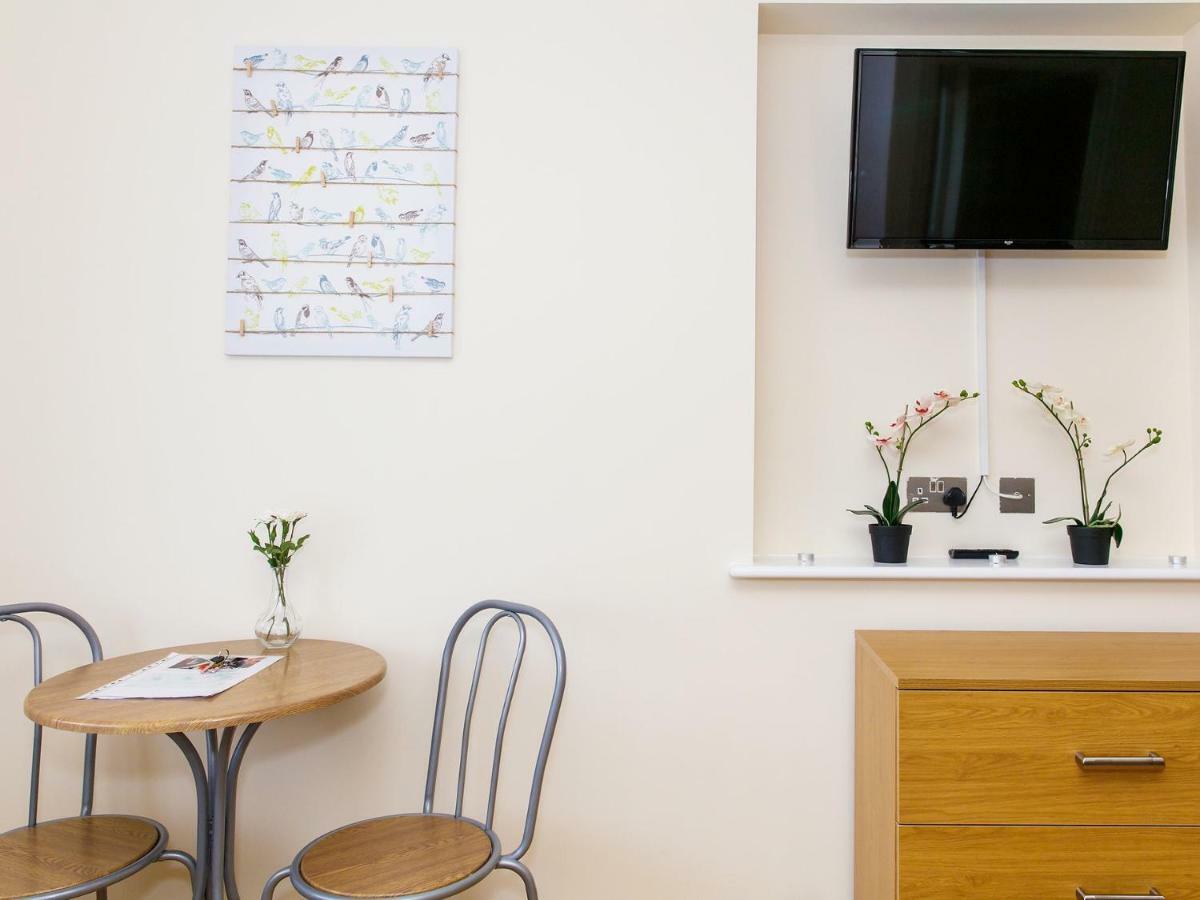 Mandeville Rooms Northolt  Værelse billede